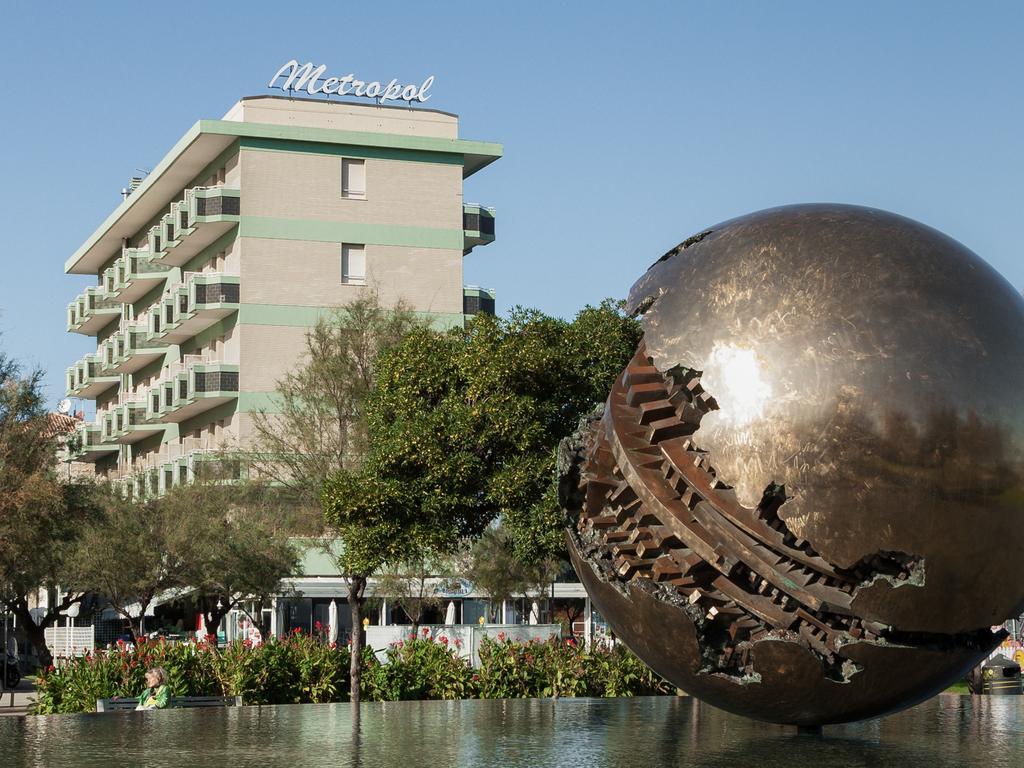 Hotel Metropol Pesaro Exterior foto
